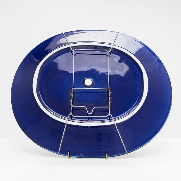 Birger Kaipiainen, dekorationsfat, keramik, signerat Kaipiainen Arabia.