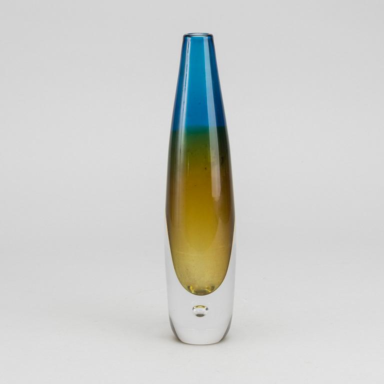 A Vicke Lindstrand Vase from Kosta.