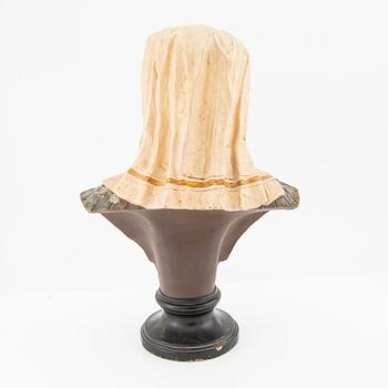 Figurine around 1900 painted terracotta.