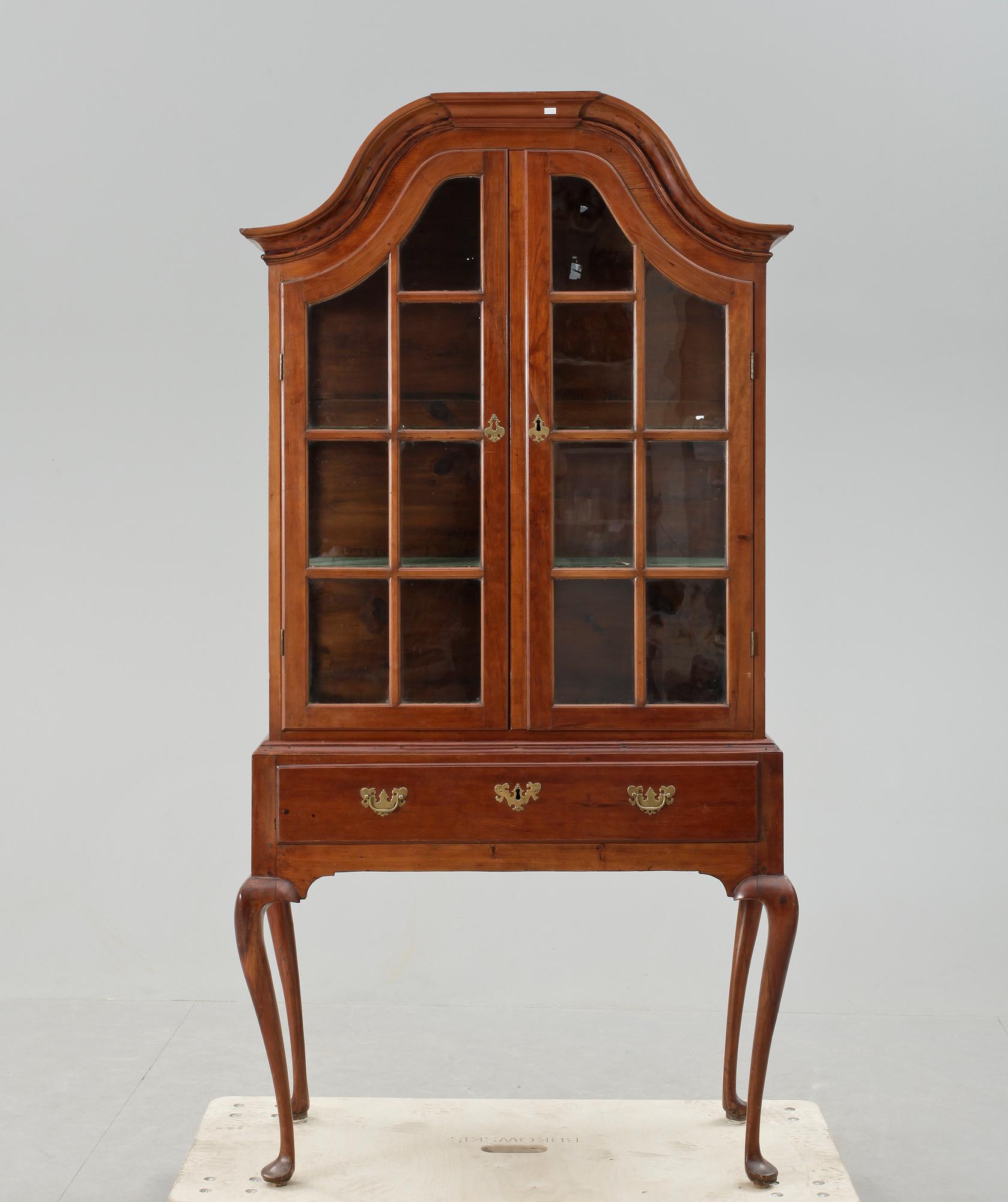 SKÅP, England, 1800-tal.