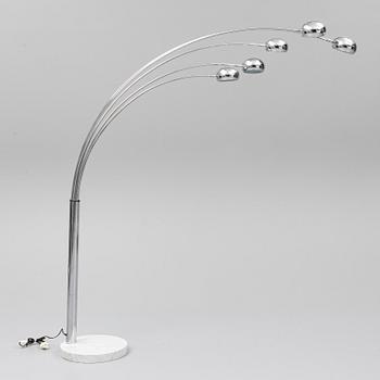GOLVLAMPA, Qvist & Co, Fellingsbro, 1900-talets andra hälft.