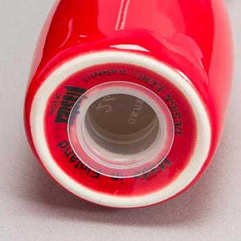 Eero Aarnio, erä kodintuotteita, 13 kpl, eri valmistajia.