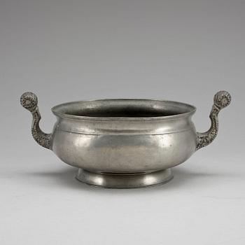 KALLSKÅLSKÅL, tenn, 1800-tal.