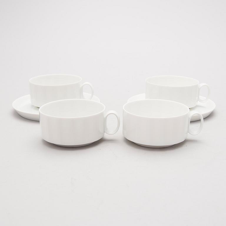A 53 piece "Winterreise" & "Polygon"  dinner/coffee set by Rut Bryk and Tapio Wirkkala for Rosenthal. Late 20th century.