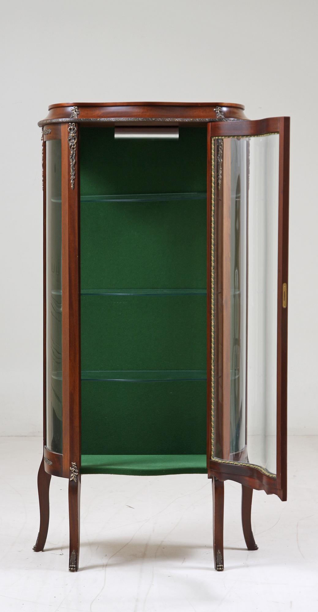 VITRINSKÅP, rokokostil, 1900-talets mitt.