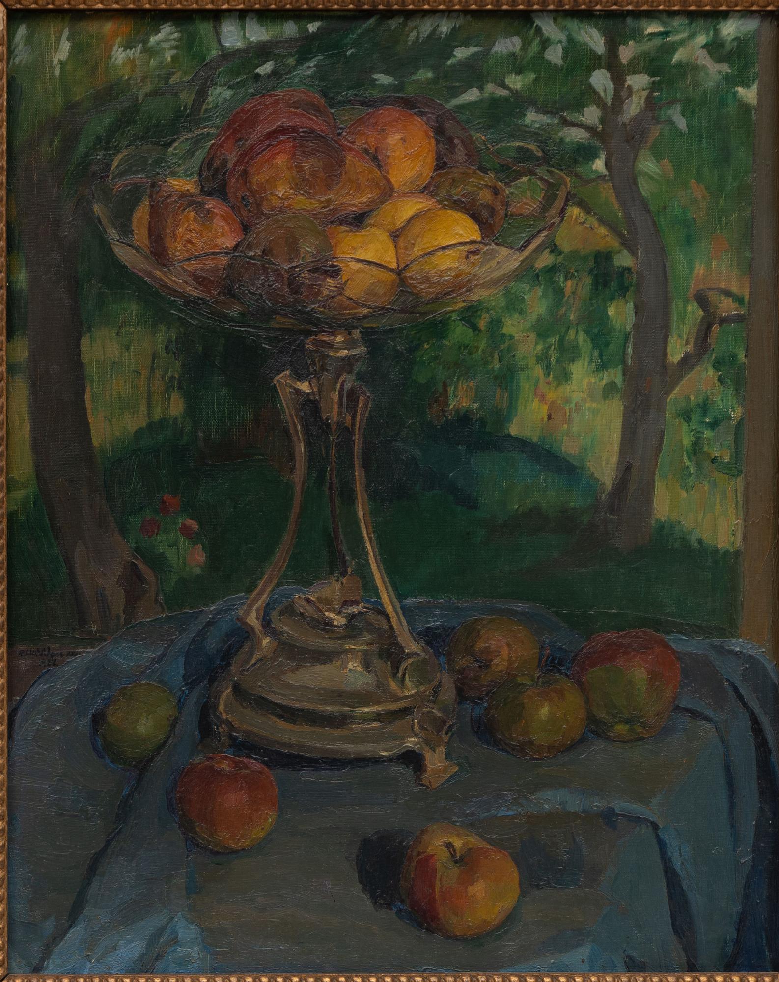 Ella Wanner, "Fruit bowl on foot".