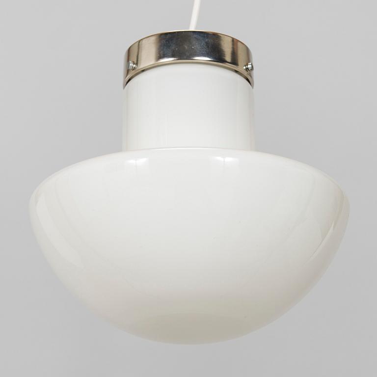Paavo Tynell, a 1930s '2083' glass shade for Taito.