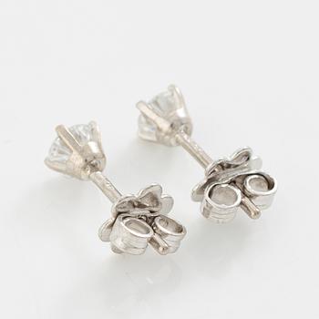Earrings, Strömdahls, 18K white gold with round brilliant-cut diamonds, total approx. 0.38 ct.