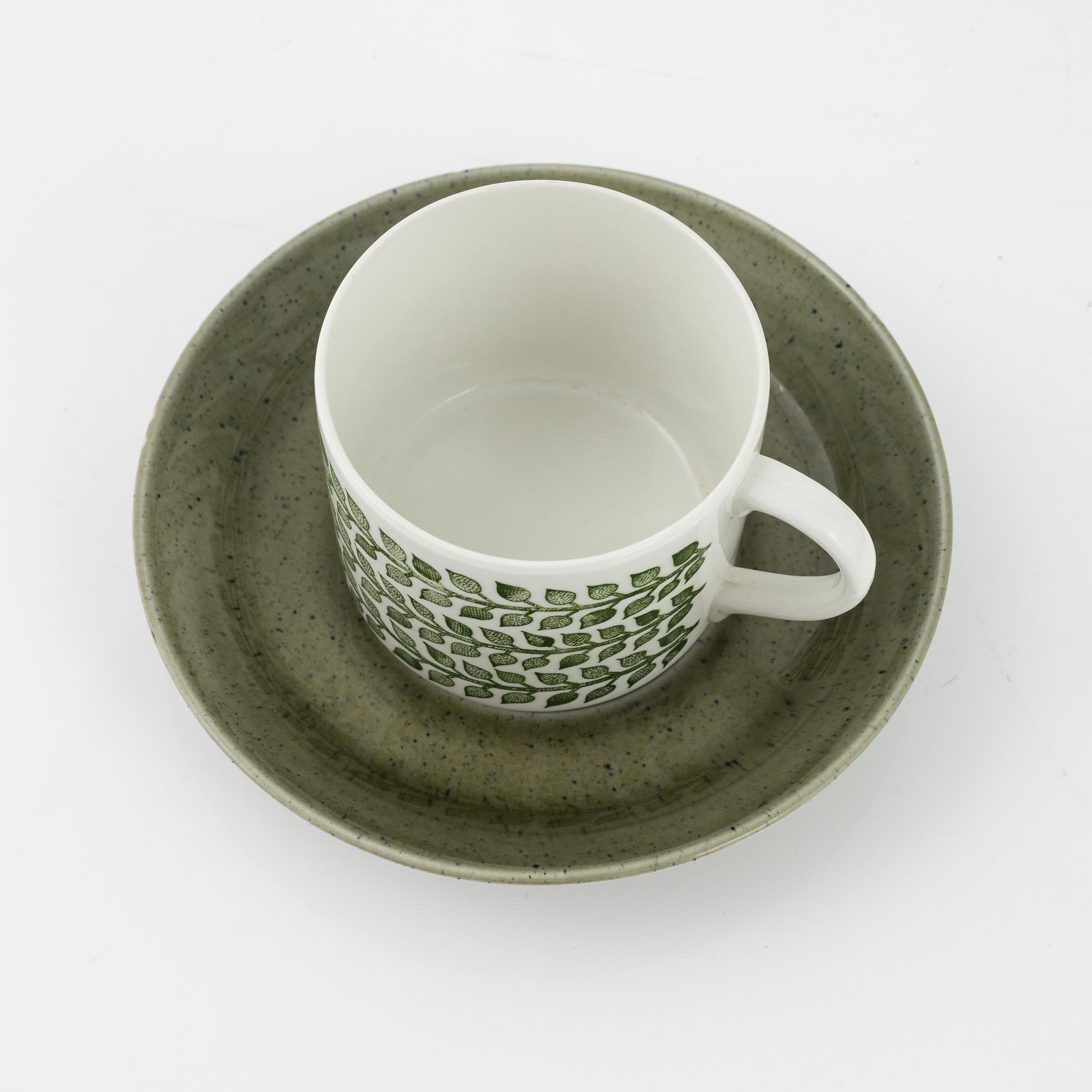 Kaffekoppar med fat, 5 st, "Mia", Rörstrand, 1900-talets andra hälft.