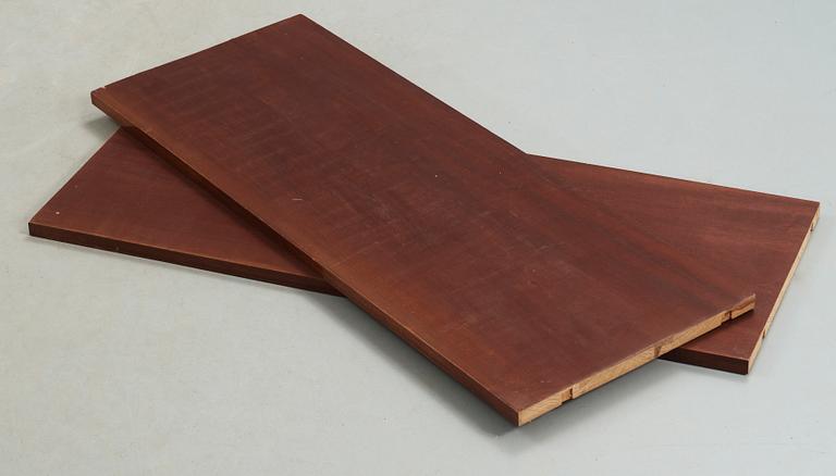 BOKSKÅP, barockstil, 1900-talets andra hälft.