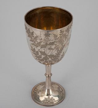 POKAL, silver, England 1881. Vikt 296 g.