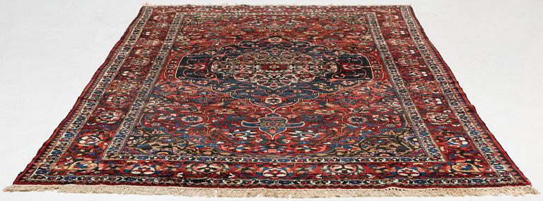 Matta semiantik Chahar Mahal och Bakthiaril, sannolikt Pir Balut, ca 341 x 221 cm.