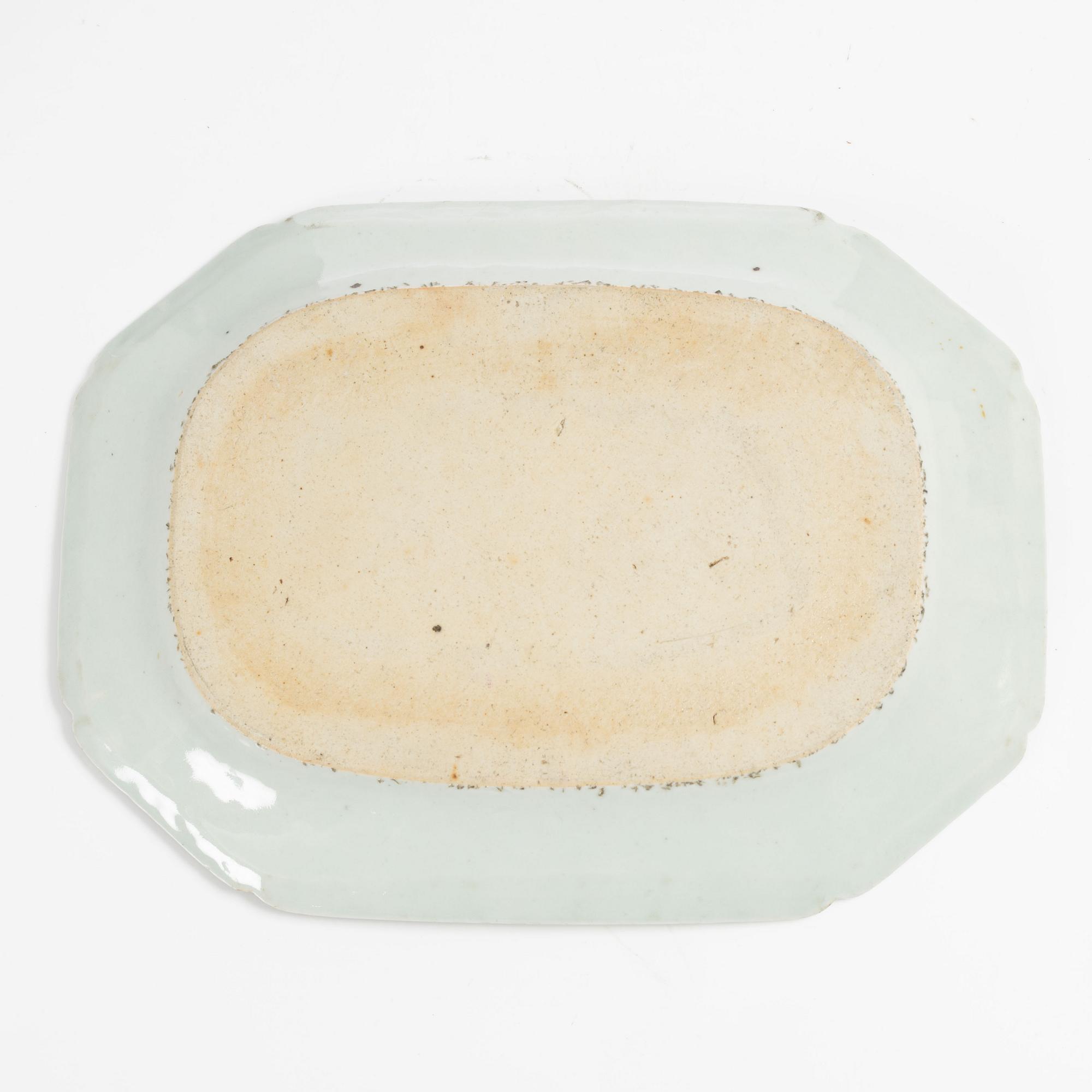 A famille rose 'Rockefeller pattern' serving dish, Qing dynasty, Qianlong (1736-95).