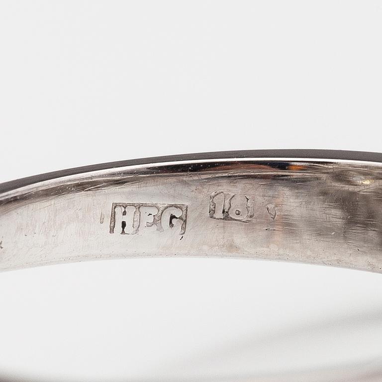 Sormus, 18K valkokultaa, vanhahiottu ja briljanttihiottuja timantteja n. 3.68 ct yht. Leimattu HEG.