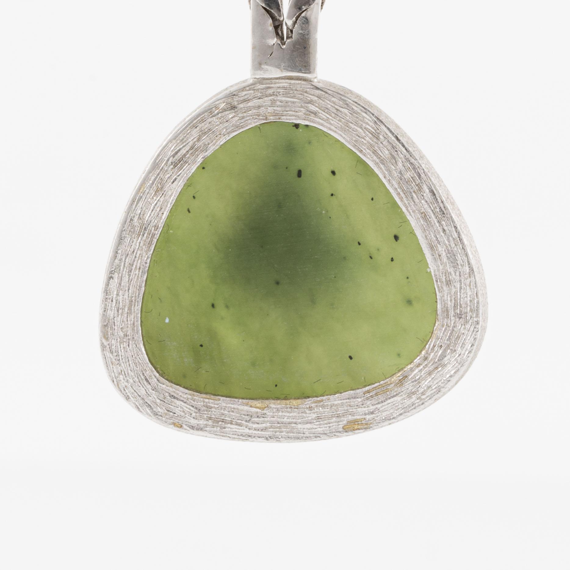 Necklace, 18K white gold with green stone and small octagon-cut diamonds.