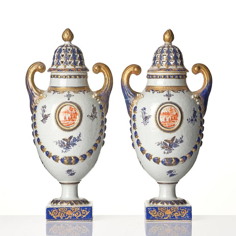 A pair of 'Marieberg' potpourri jars with covers, Qing dynasty, 18th century.