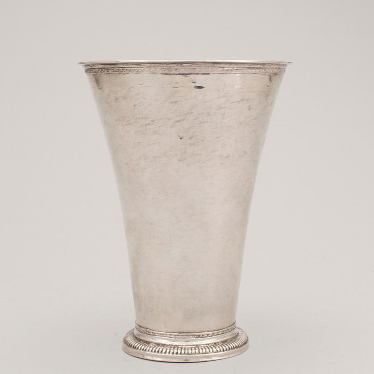 BÄGARE, silver, Petter Röding, Varberg 1751. Vikt ca 260 gram.