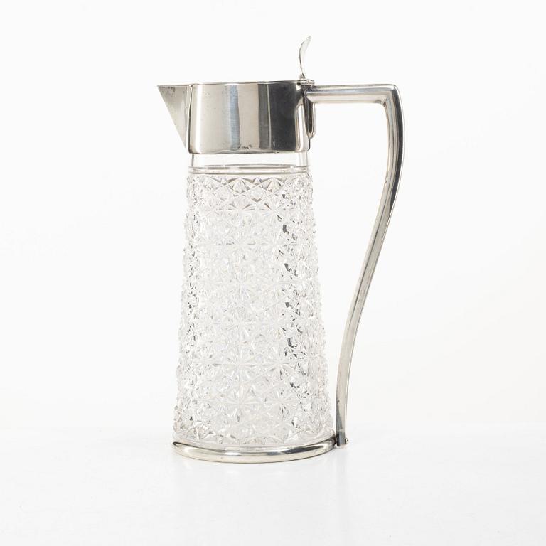 Vinkanna, glas och silver, CG Hallberg, Stockholm, 1901.