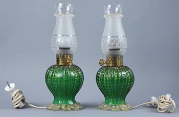 BORDSLAMPOR, ett par, glas, möjligen Murano, 1900-talets mitt.