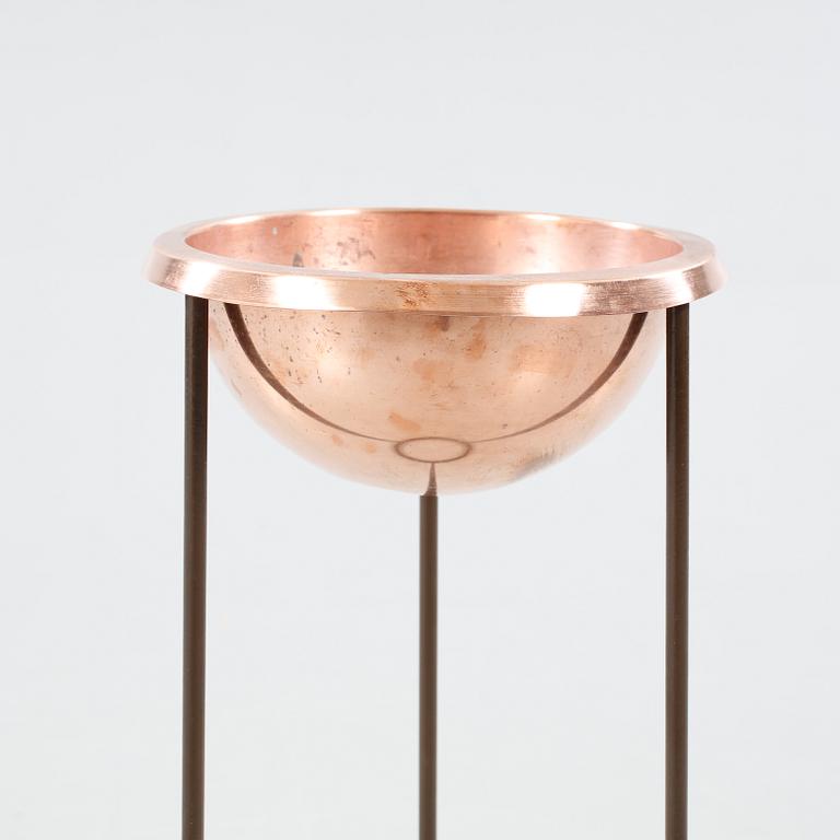 An ash tray by Hans-Agne Jakobsson, Markaryd, second half of the 20th century.