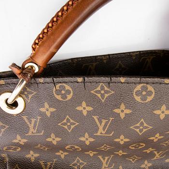 Louis Vuitton, "Artsy" bag 2010.