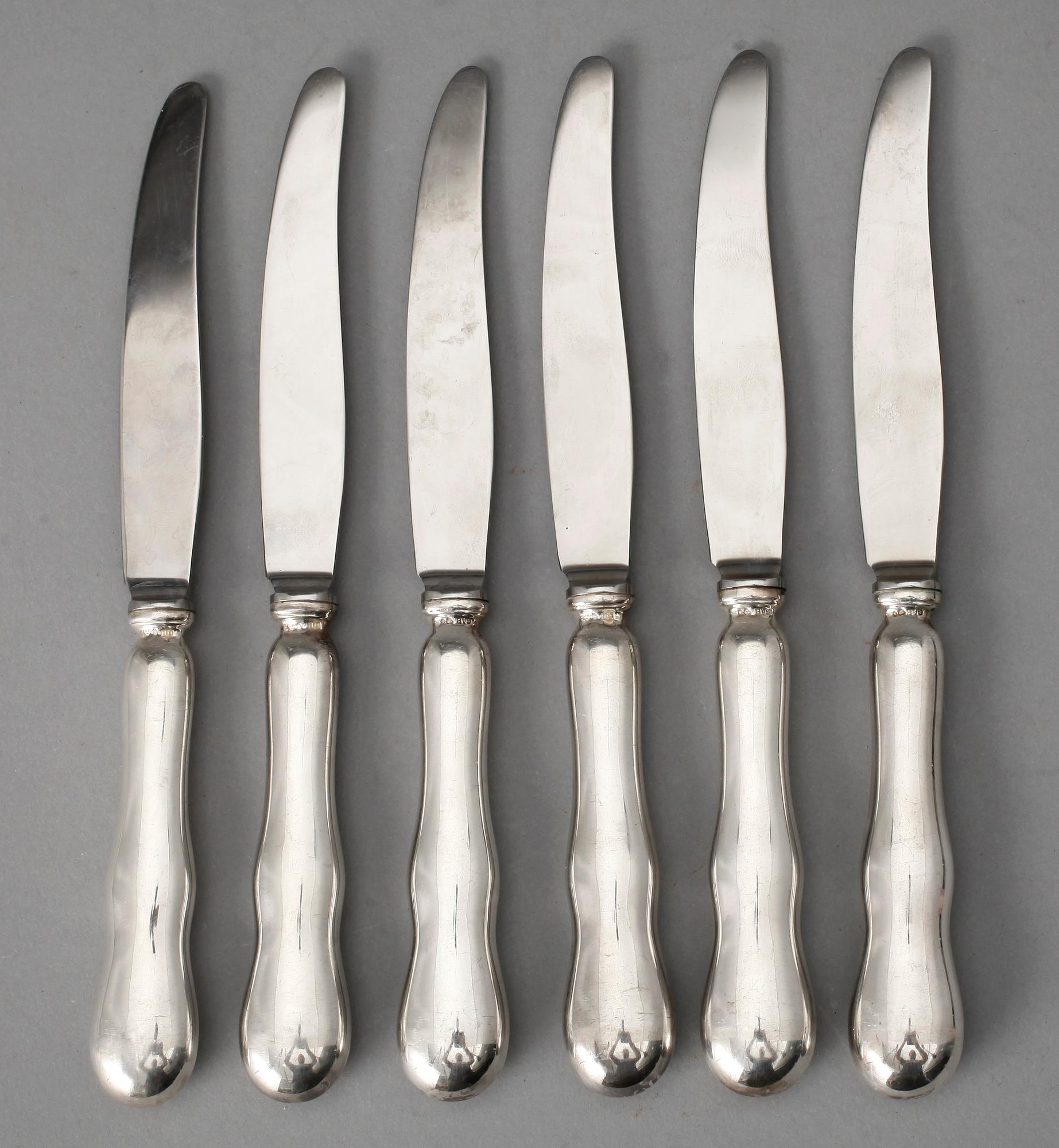 MATKNIVAR, 6 st, silver, sk. Fiolmodell, GAB, 1900-tal. Tot vikt 557 gram (inkl rostfria blad).