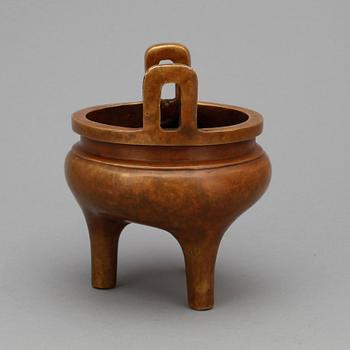 PARTI ORIENTALISKT, 2 delar, brons, 1900-talets andra hälft.