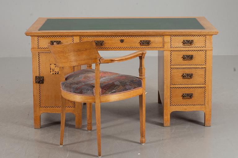 SKRIVBORD samt KARMSTOL. Jugend, Sverige 1900-talets första hjälft.