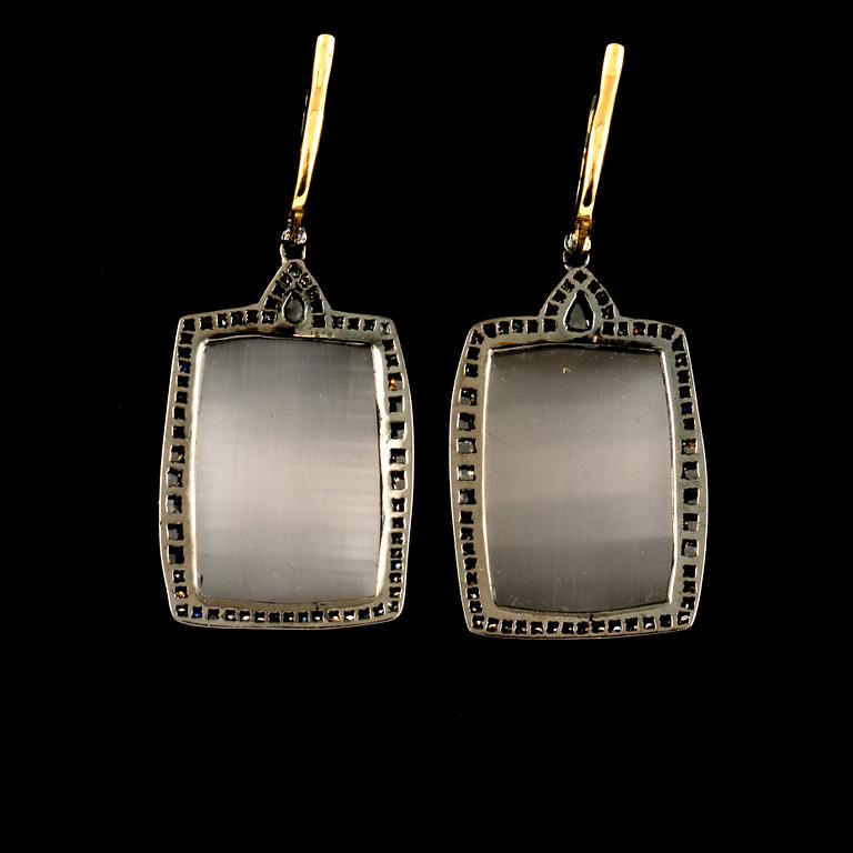 ÖRHÄNGEN, ett par, 8k guld med checkerslipad kvarts och fasettslipade diamanter, 1.58 ct. Vikt 13 g.