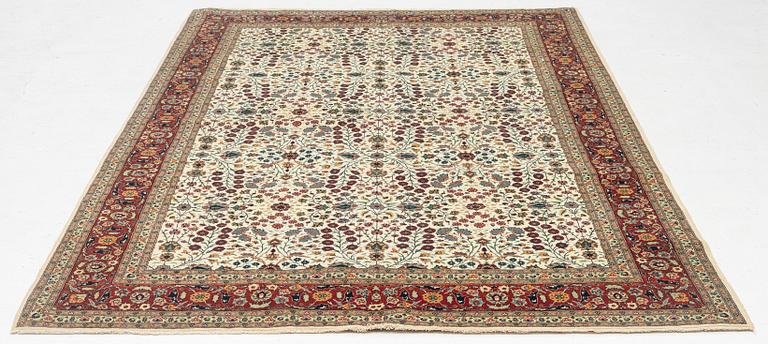 A Hereke carpet, Turkey, c. 303 x 200cm.
