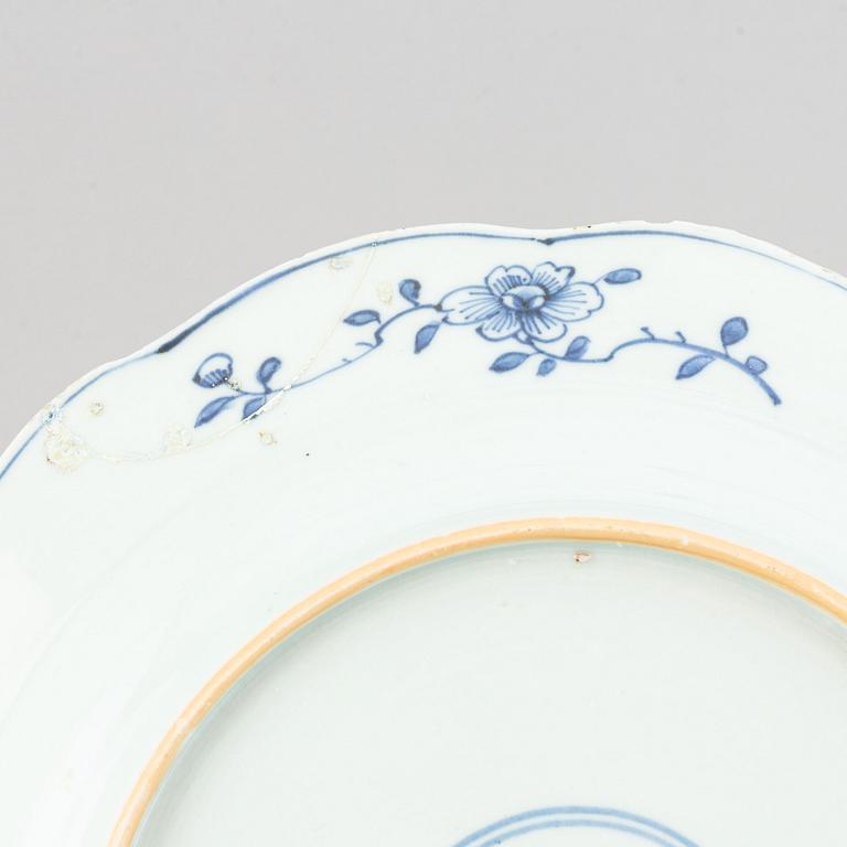 A group of 10 odd Chinese Export dinner plates, Qing dynasty, Qianlong (1736-95).