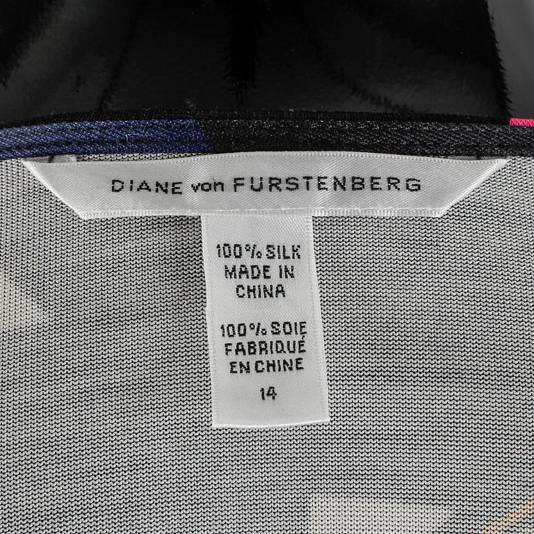 KLÄNNING, Diane von Furstenberg.