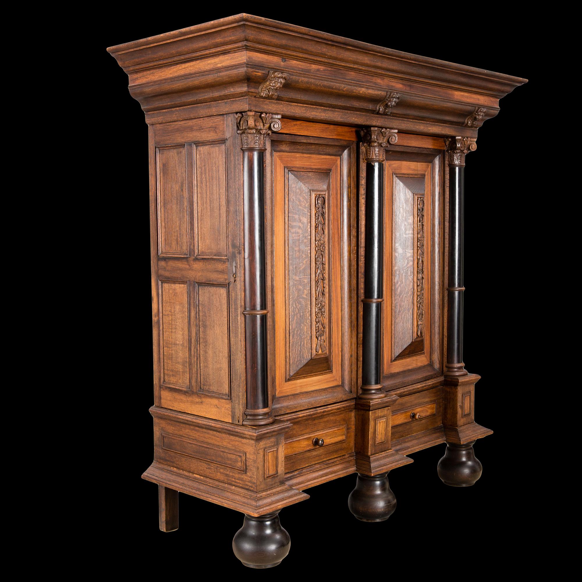 SALSSKÅP, barockstil,  1800-tal.