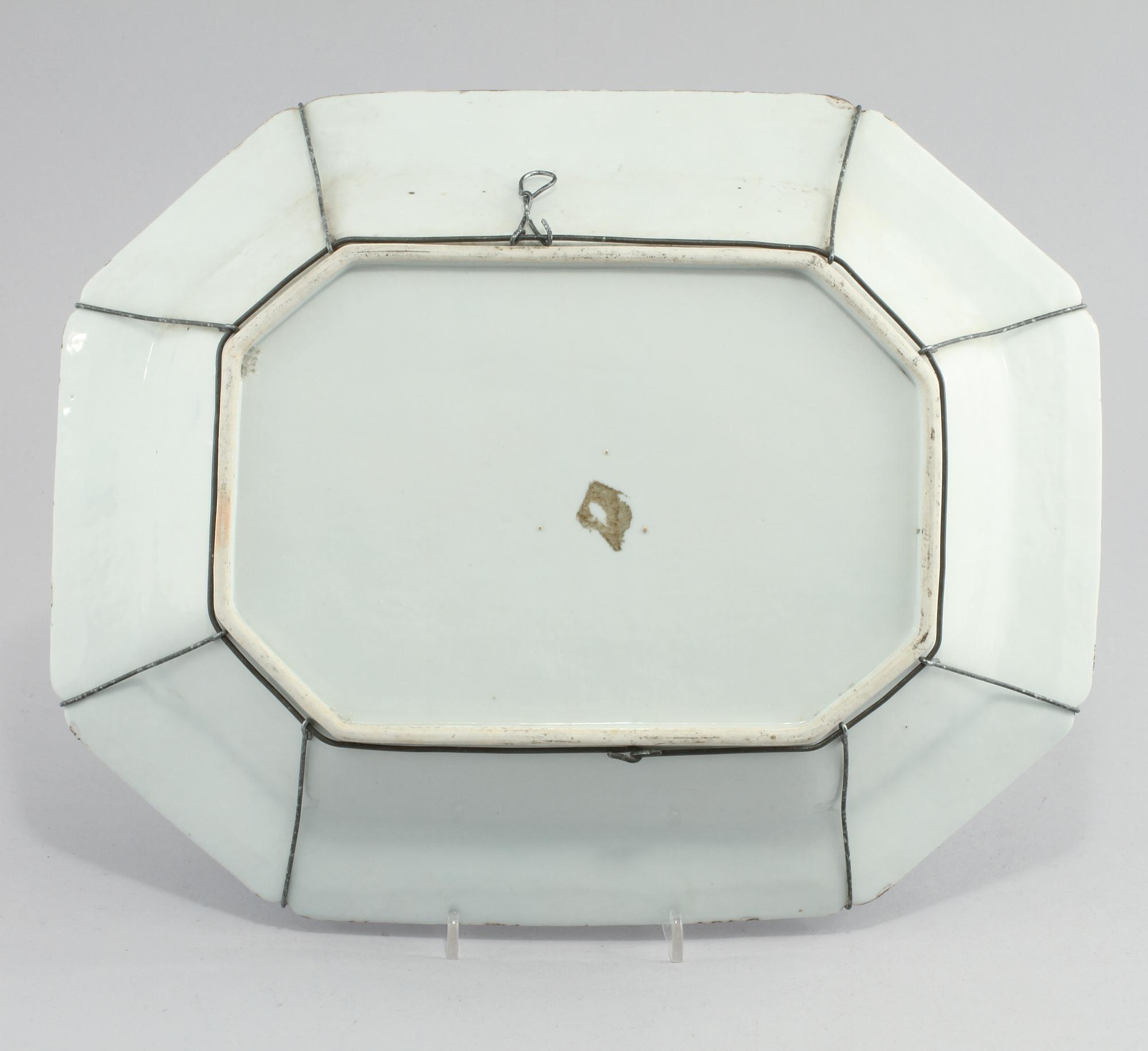 SKÅLFAT, porslin, Kina, 1700-tal.