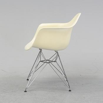 Charles and Ray Eames, a chair model 'Eames plastic chair - DAR', Vitra, 2005.
