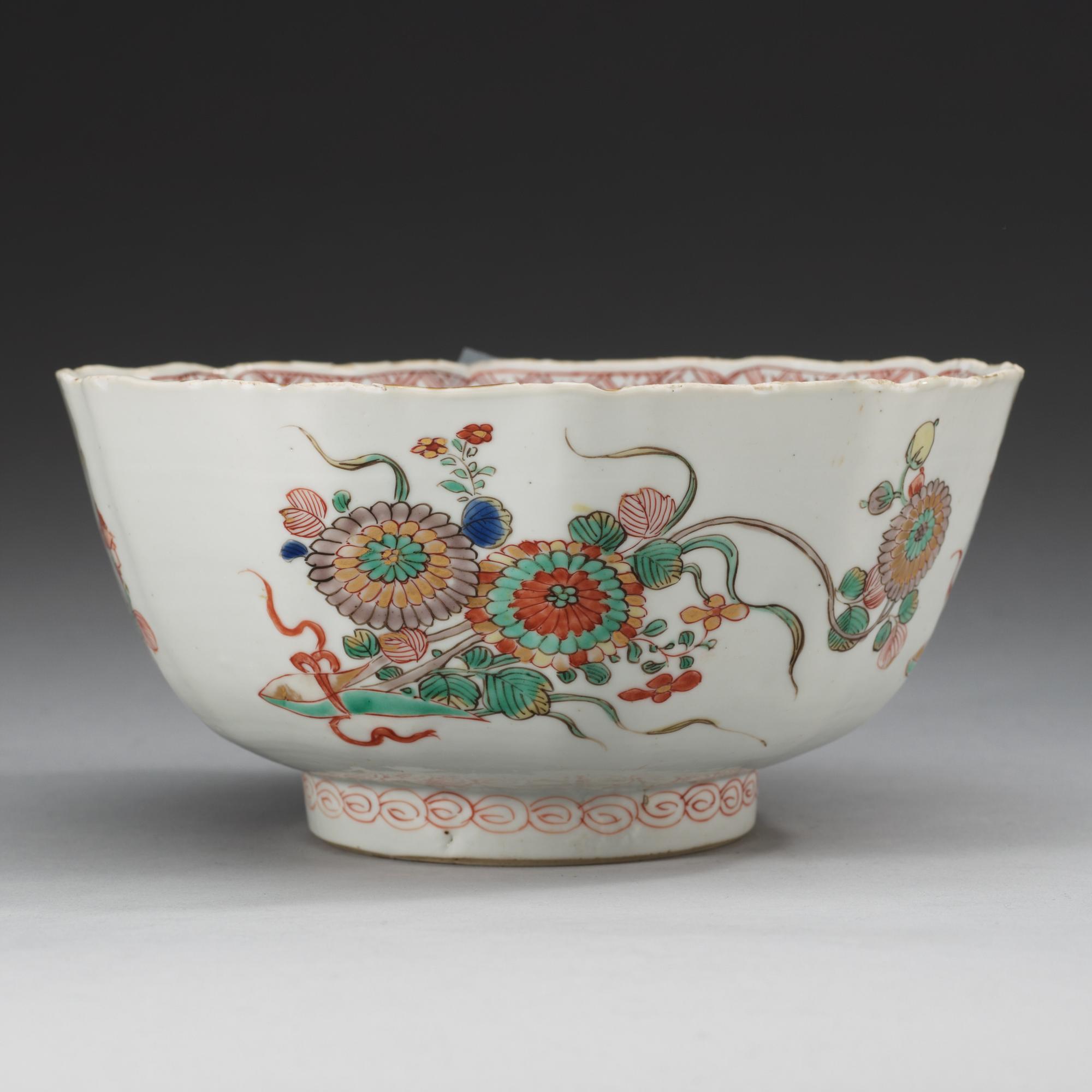 A famille verte bowl, Qing dynasty, Kangxi (1662-1722).