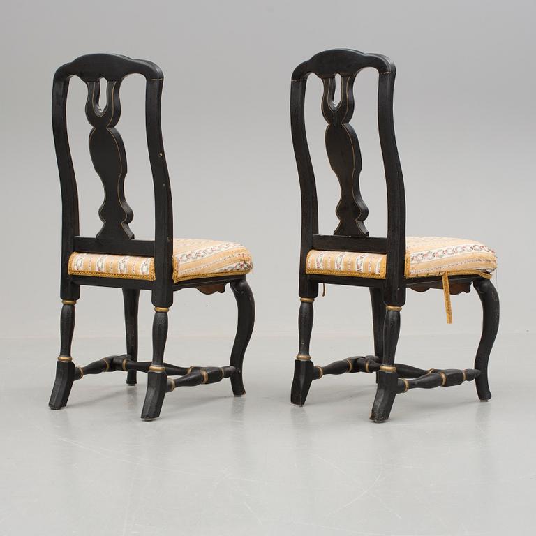STOLAR, ett par, senbarock, 1700-tal.