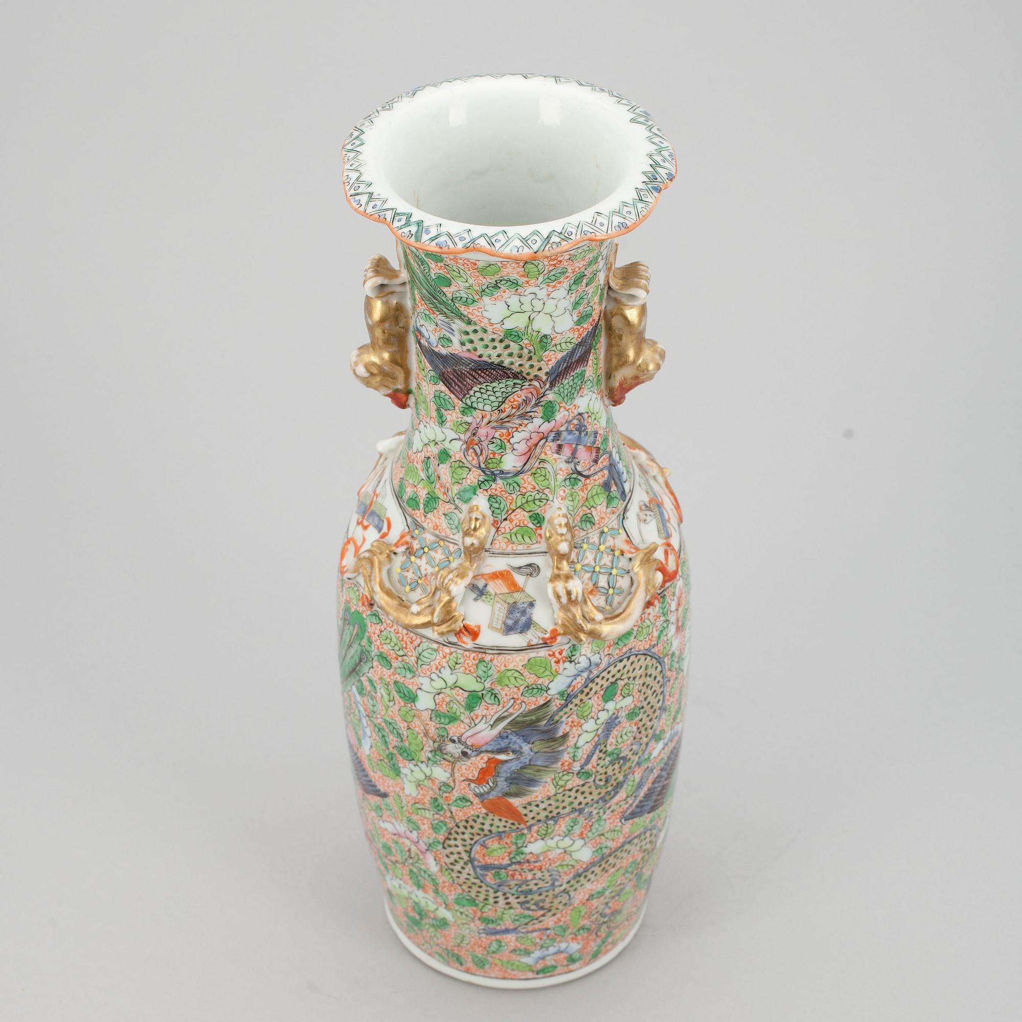 VAS, porslin, Kina 1800-tal.