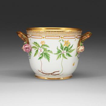 1797. A Royal Copenhagen 'Flora Danica' wine cooler/cache pot, Denmark, 20th Century.