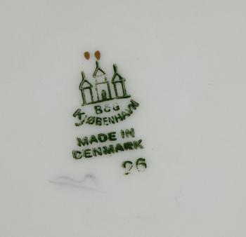 MAT- OCH KAFFESERVIS, 55 delar, porslin, "Måsen", Bing & Gröndahl.