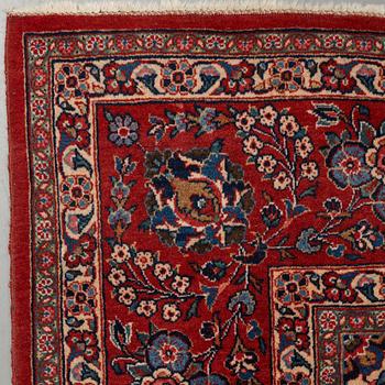 A carpet, semi-antique, Kashan, ca 291,5 x 183,5 cm.