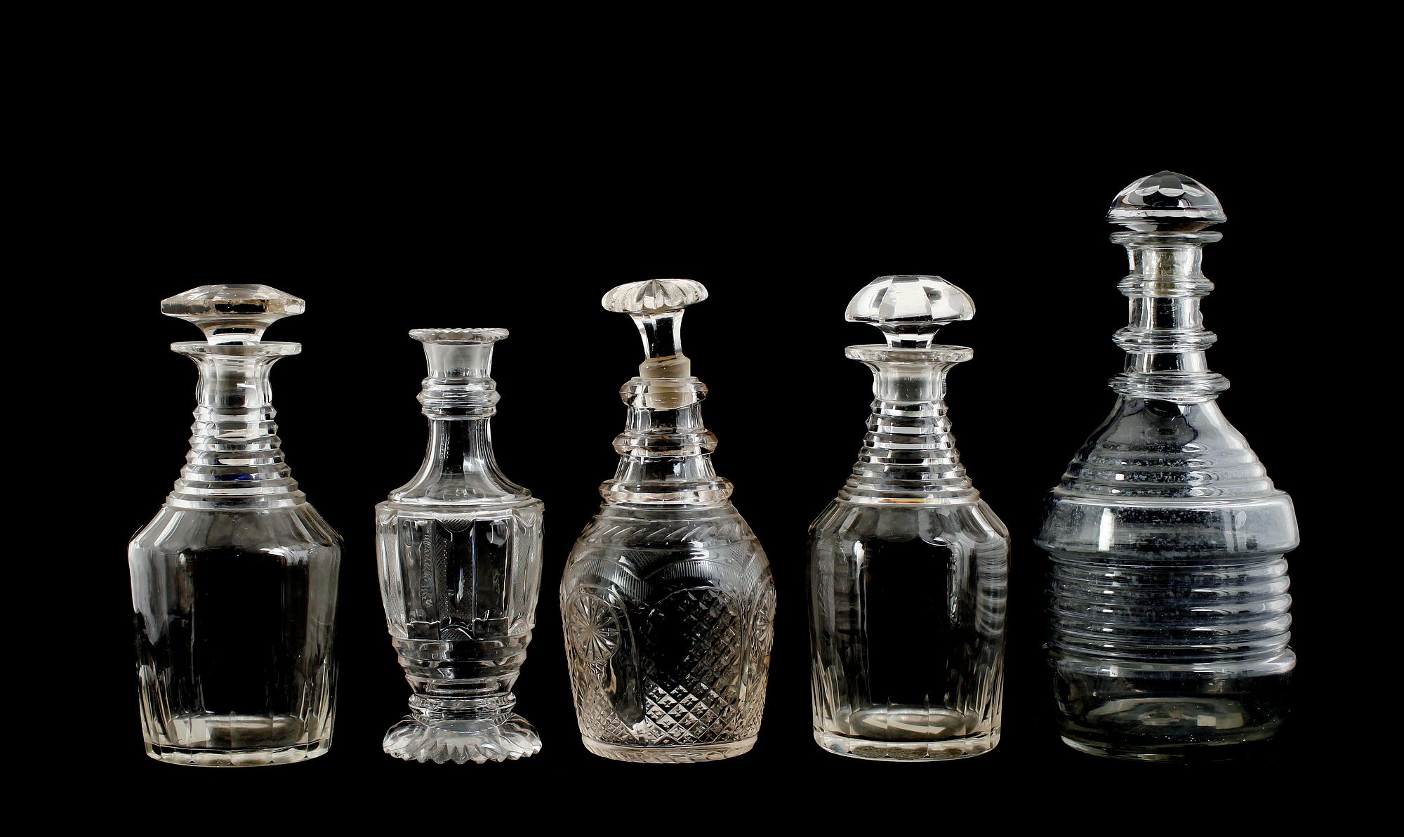 KARAFFER, 5 st, glas, 1800-tal.