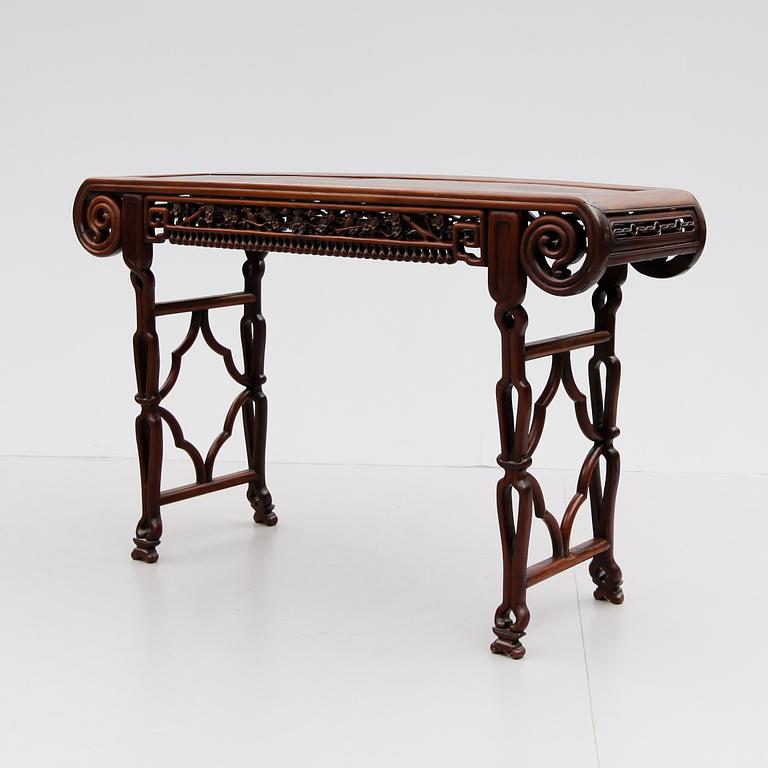 BORD, ostindiskt, Kina, 1800-/1900-tal.