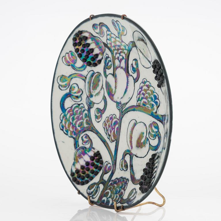 Birger Kaipiainen, a decorative stoneware dish, marked  Kaipiainen, Arabia.