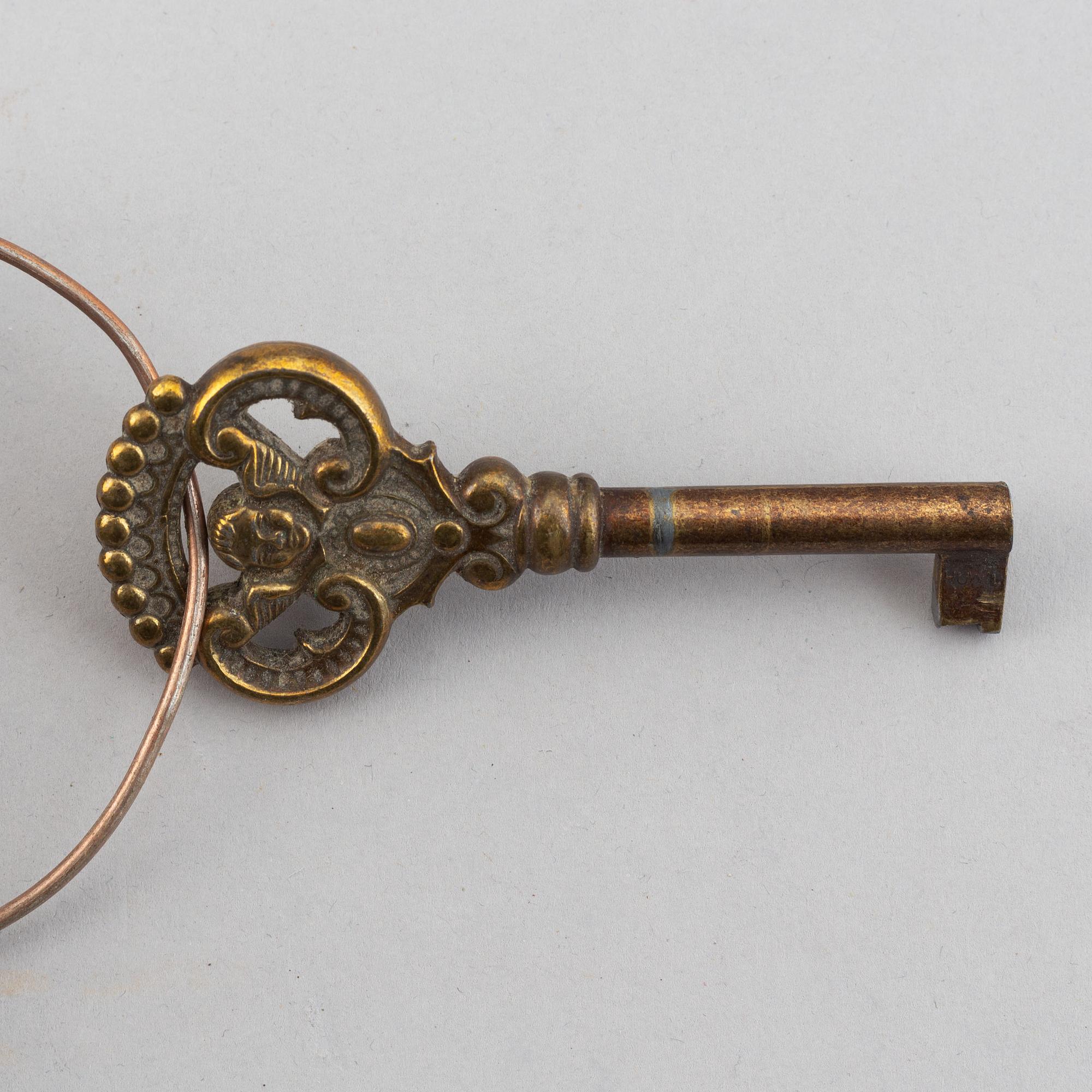 Ten brass keys 18th/19th century.
