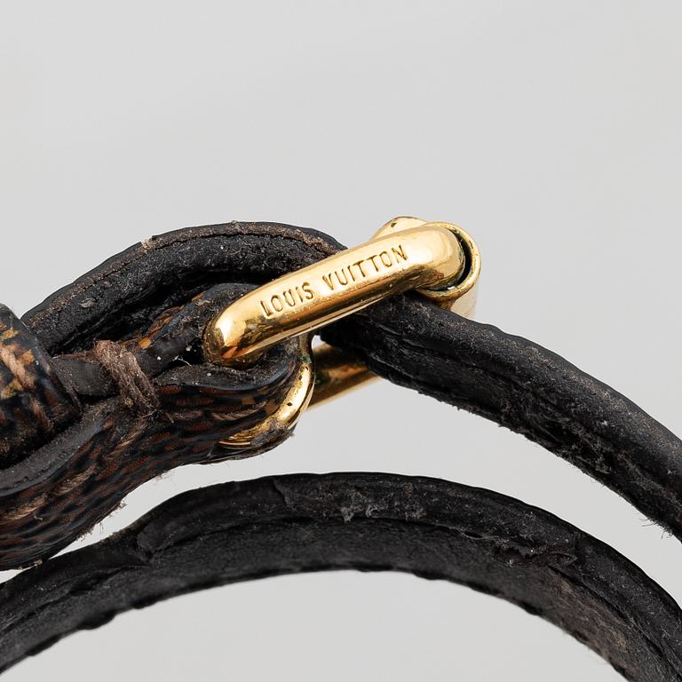 Louis Vuitton, bracelet, "LV".