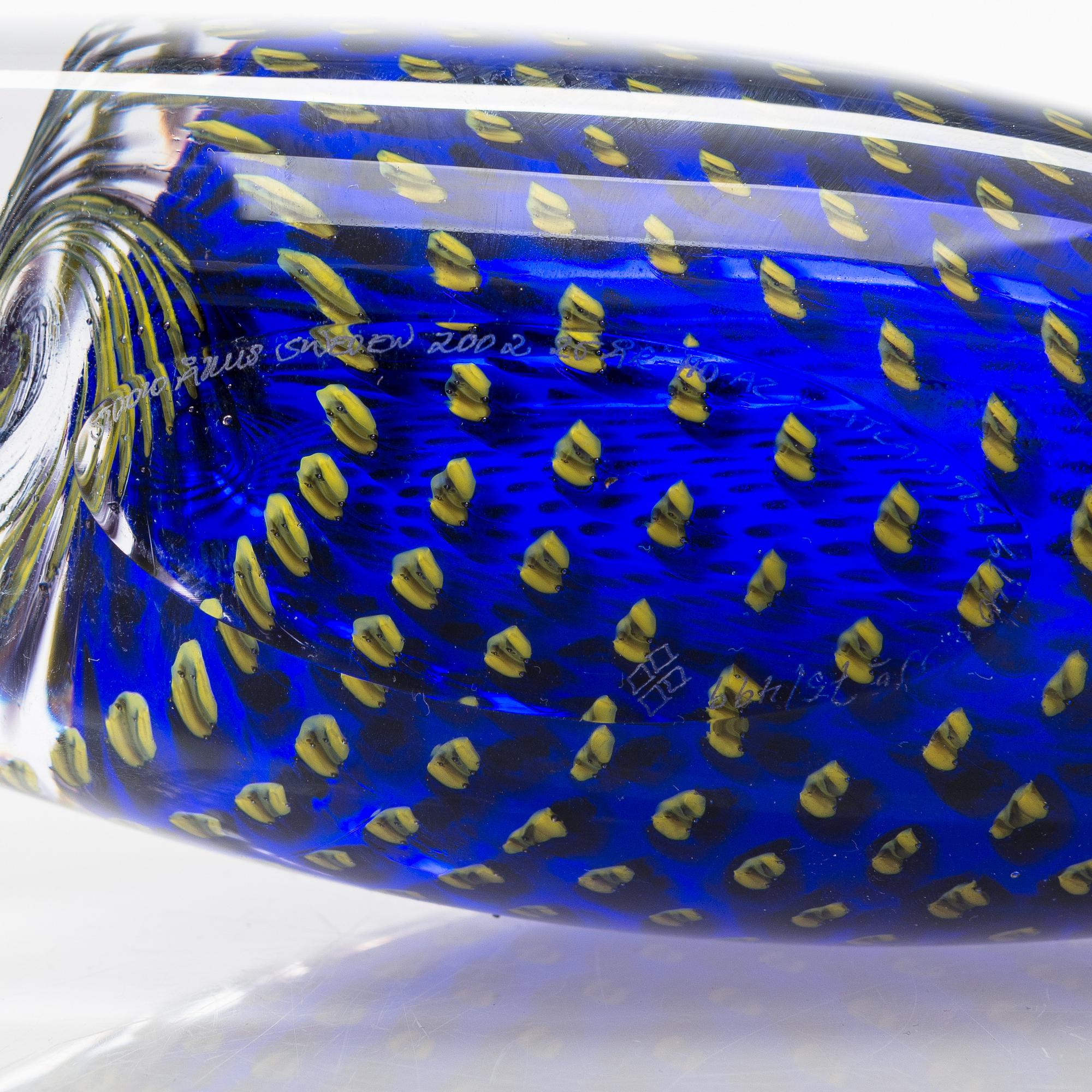 Skulptur, glas, signerad, formgivare Hanne Dreutler, glasblåsare Arthur Zirnsack, Studio Åhus 2002.