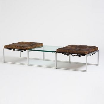Jørgen Høj, a set with two stools and a glass top table, edtion Niels Vitsoe, early 1960s.