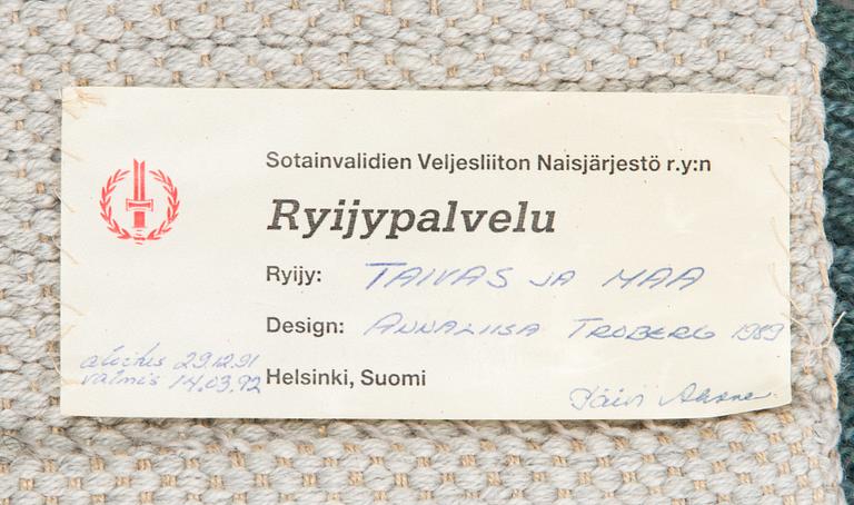 Annaliisa Troberg, A Finnish long pile rya rug, for Ryijypalvelu. Circa 80 x 115 cm.