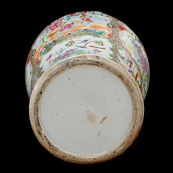 URNA, porslin, Kina, sent 1800-tal.